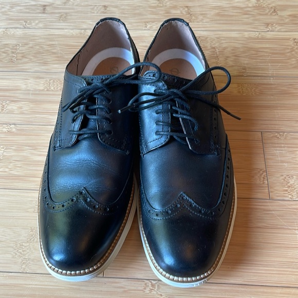 Cole Haan Men's Original Grand Shortwing Oxford Shoe, Black/White, size 10 1/2 M - Picture 1 of 11